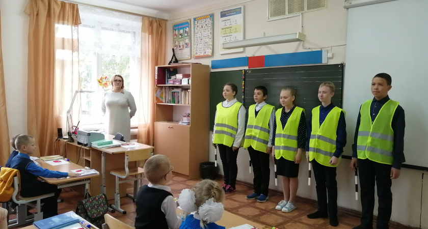 Каждому первокласснику г. Ирбита – световозвращатель!