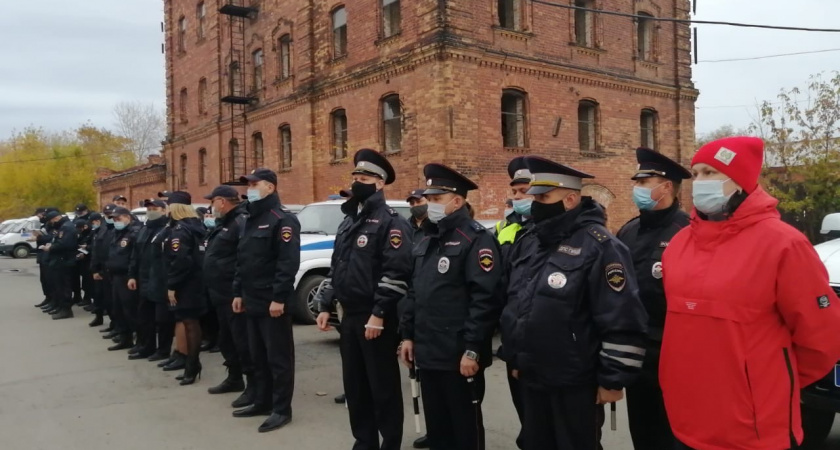 Полицейские Ирбита подвели итоги рейдового мероприятия «Улица»