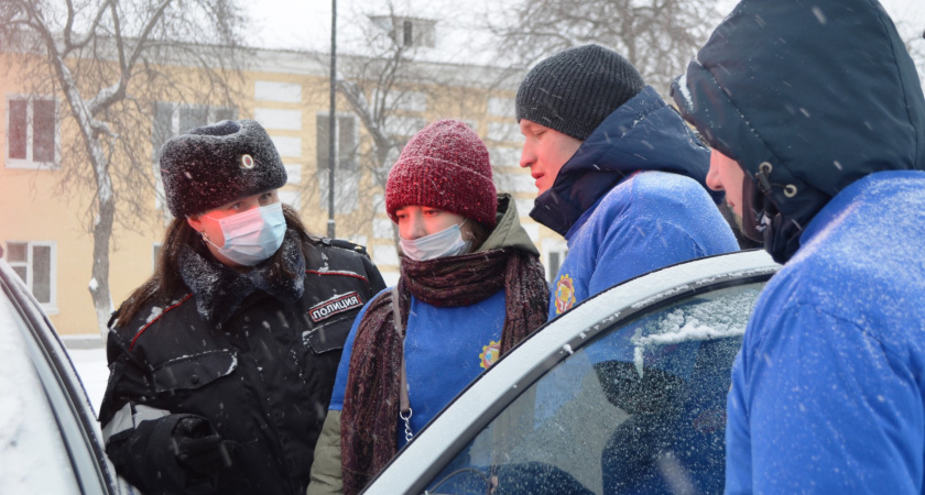 «Студенческий десант» Ирбита за безопасность дорожного движения