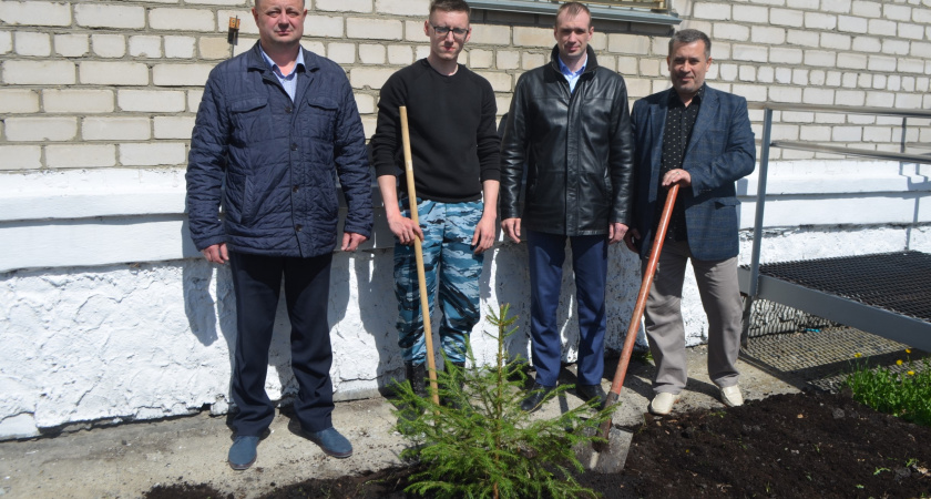 Ирбитские полицейские приняли участие в акции «Сад памяти»