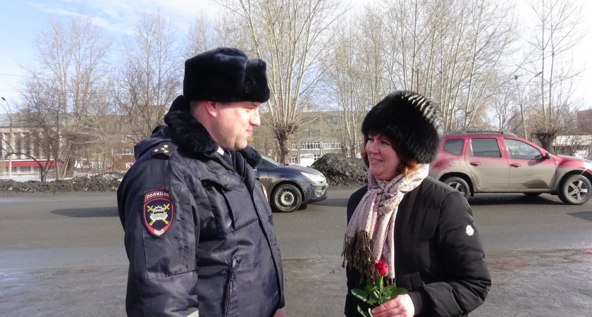 Фото к статье: Автоледи были приятно удивлены сотрудниками ГИБДД г. Ирбита
