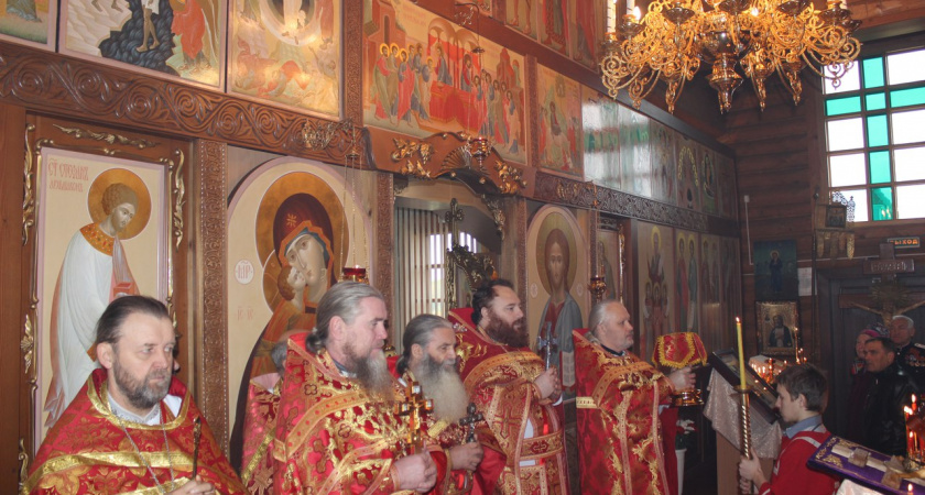 30 сентября храм во имя святых мучениц Веры, Надежды, Любови и матери их Софии отметил свой престольный праздник