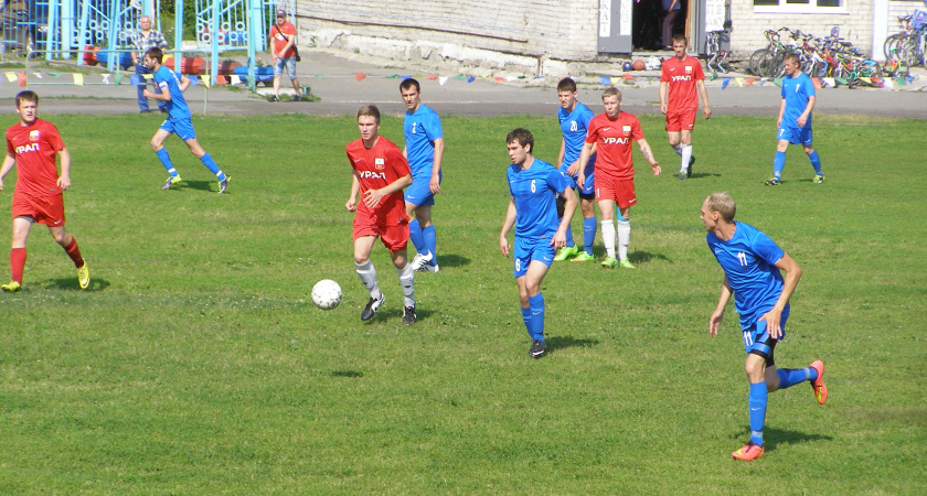 Футбол. «Урал» (Ирбит) - «Металлург НТМК» (Нижний Тагил) - 0:4