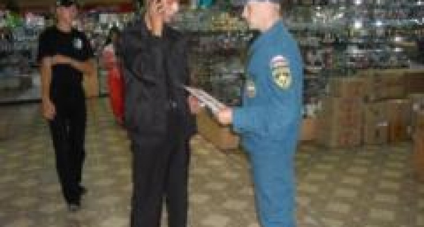 Профилактические мероприятия проводят сотрудники 60-й пожарной части