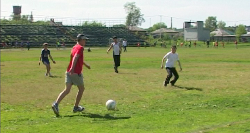 Кожаный мяч в Ирбите