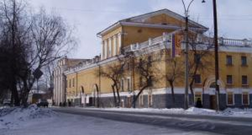 В театре премьера