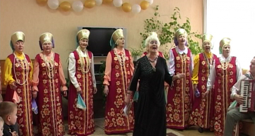 Хор «Золотая осень» - для детей (видеосюжет)