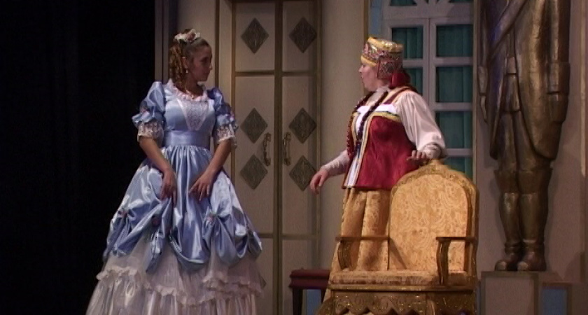 Знакомьтесь. В театре пополнение