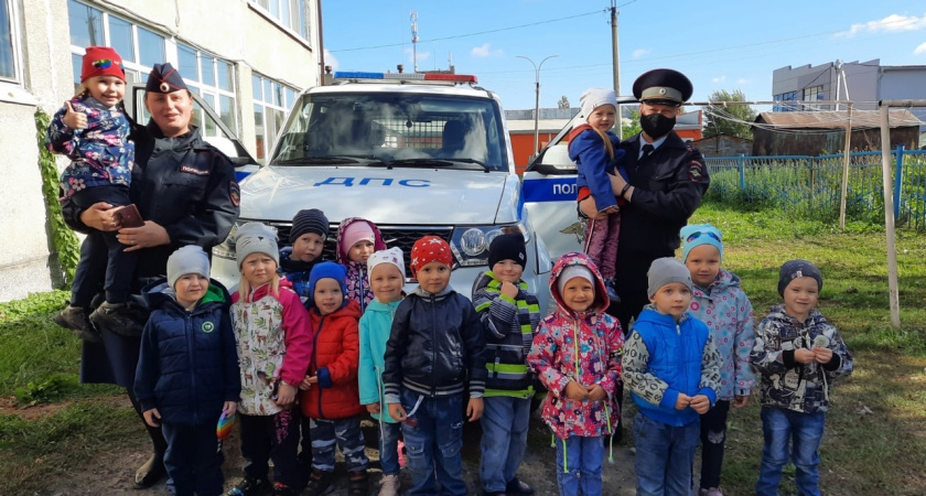 Госавтоинспекция Ирбита проводит мероприятия в рамках Недели безопасности дорожного движения