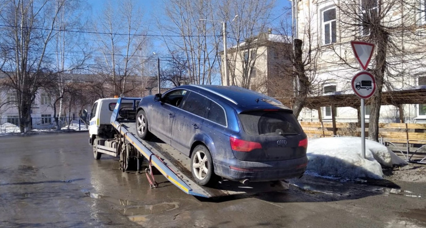 В Ирбите по материалам полиции суд вынес приговор в деле о попытке дачи взятки и вождении автомобиля в нетрезвом виде
