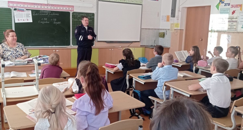 Госавтоинспекция Ирбита проводит беседы в рамках профилактического мероприятия «Горка»
