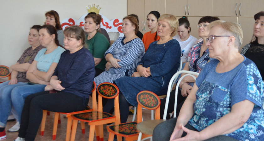 Ирбитские полицейские провели профилактическую беседу по мошенничеству с трудовым коллективом детского сада