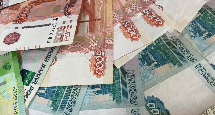 В Свердловской области банк оштрафовали за сотни звонков клиентке