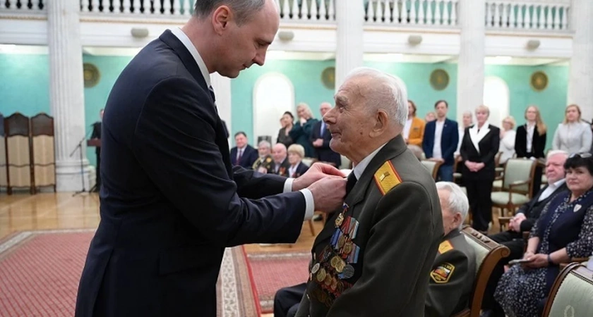 Восьми ветеранам на Урале присвоили звание “Почетный гражданин Свердловской области”