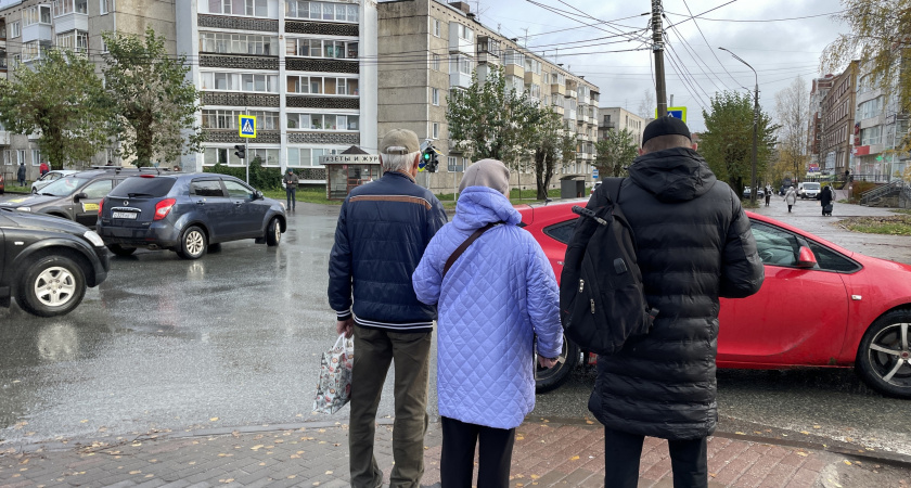 Пенсии решено повысить еще на 20 процентов и это не предел. Пенсионерам объявили о приятном сюрпризе