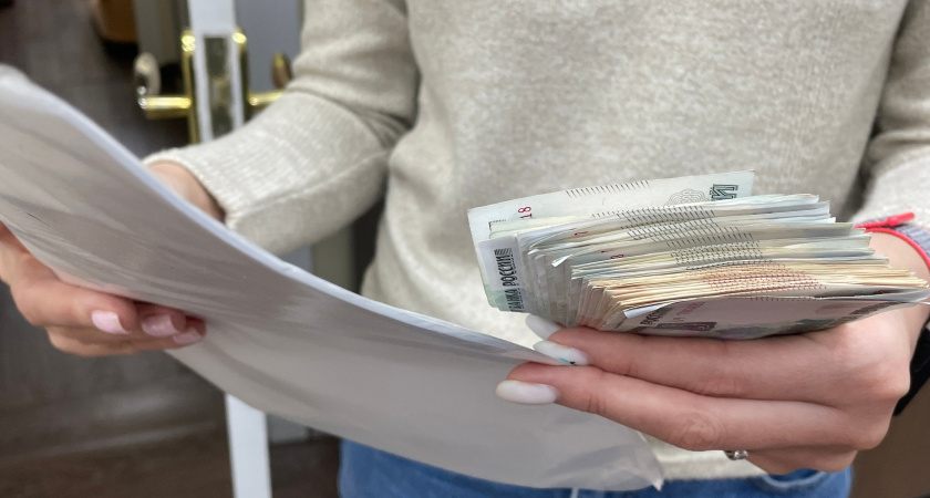 Независимо от дохода. С июня к пенсии «накинут» по 2900 рублей