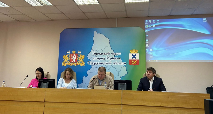 В Ирбите провели встречу по новым форматам работы с подростками из группы риска
