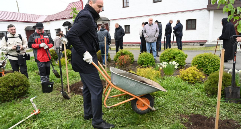 Врио губернатора Свердловской области анонсировал программу строительства жилья для бюджетников