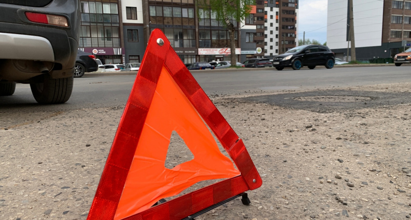 В Свердловской области за сутки произошло более ста ДТП