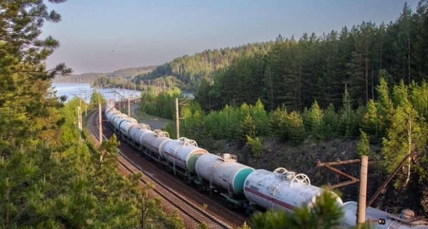 Свердловская железная дорога теряет миллионы тонн грузов
