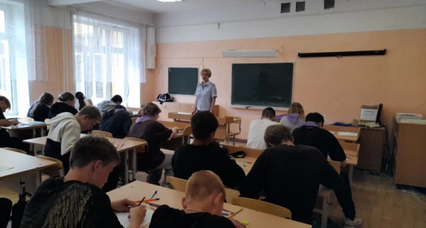 Фото к статье: Ирбитские полицейские организовали для молодежи профилактическую встречу о здоровом образе жизни