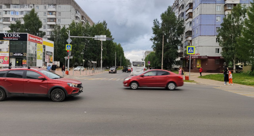 Запомните раз и навсегда: можно ли перестраиваться на перекрестке – объясняет ГИБДД