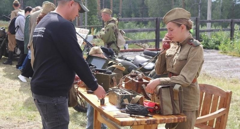 Военно-исторический фестиваль «Уральская броня» вновь погрузил зрителей в эпоху Великой Отечественной войны в Свердловской области