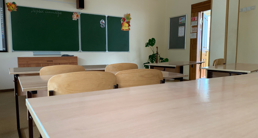 В Свердловской области остро не хватает учителей математики и логопедов