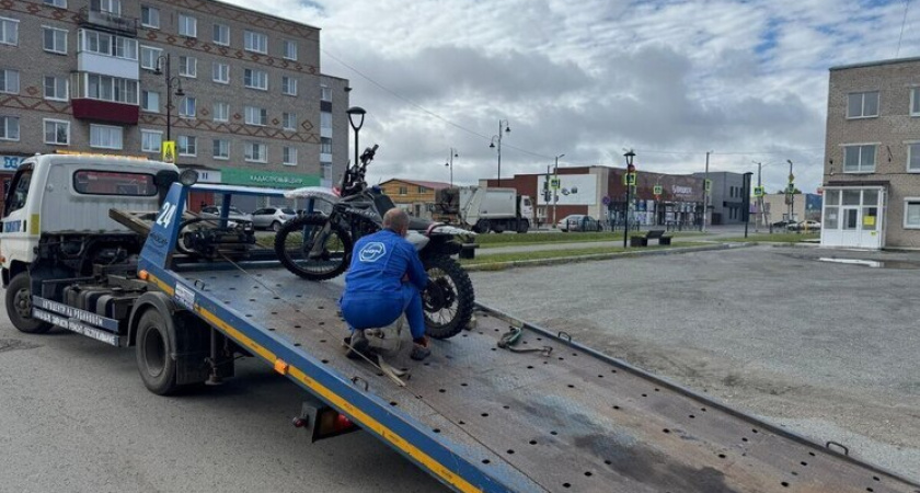 Подросток на мотоцикле без прав остановлен в Свердловской области