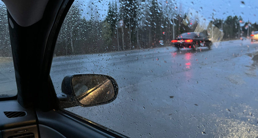 В Свердловской области 21 августа объявили штормовое предупреждение из-за гроз и шквалистого ветра