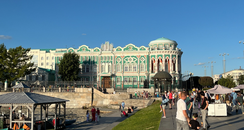 Синоптики прогнозируют теплую и спокойную погоду в Свердловской области
