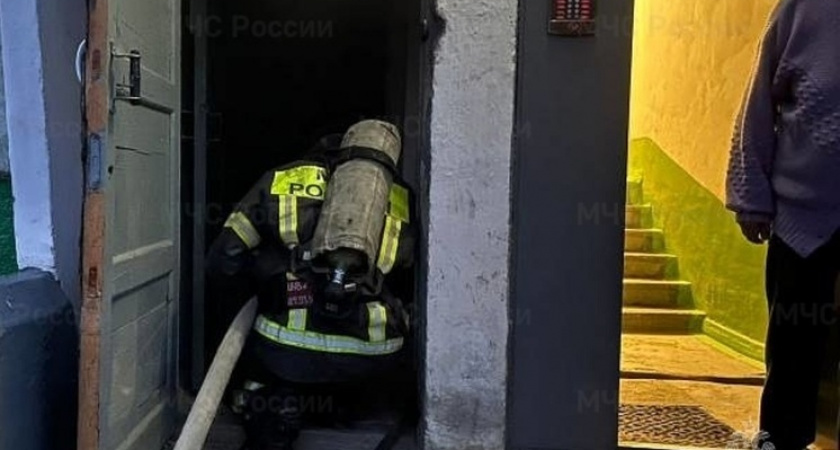 В Свердловской области произошел пожар в подвале жилого дома