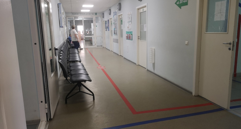 Власти Свердловской области расширяют программу поддержки медперсонала