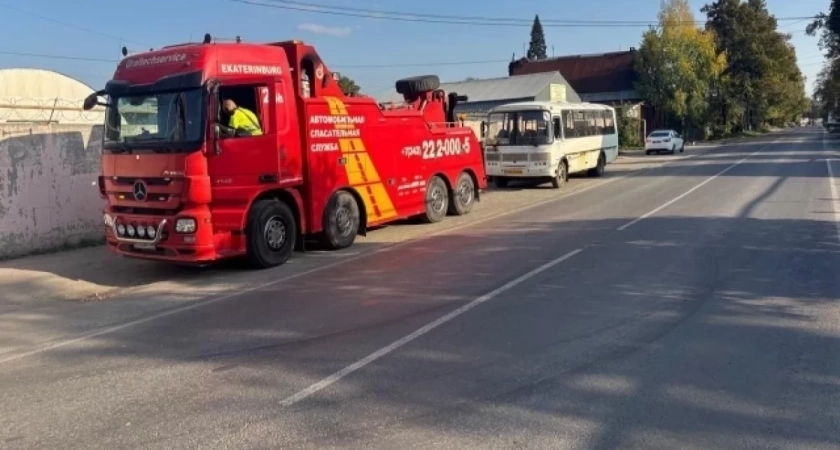 В Свердловской области инспекторы сняли с маршрутов 125 неисправных автобусов