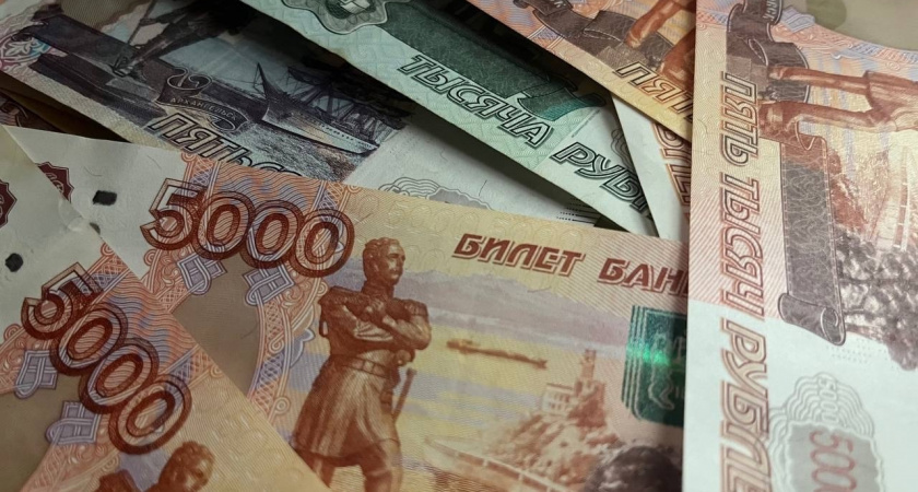 Мошенники похитили три миллиона рублей у свердловчан за семь дней