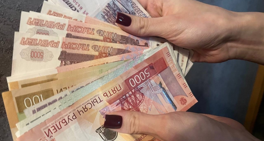 В Свердловской области суд постановил вернуть пенсионерке деньги, перечисленные злоумышленникам