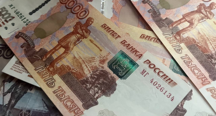 Свердловский предприниматель получил штраф за нелегальных рабочих на стройке