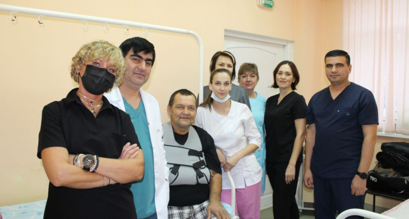 Медики Свердловской области “вернули к жизни” пациента с критической травмой после ДТП