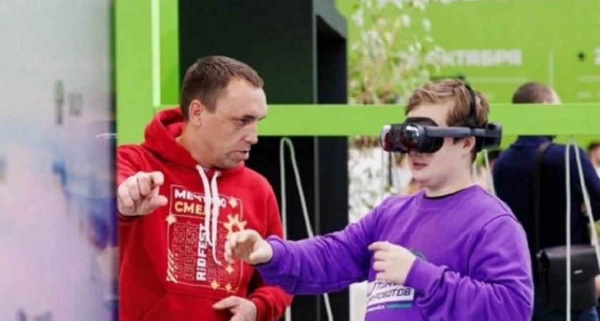 В Екатеринбурге школьники сразятся в гонках роботов и освоят VR-технологии