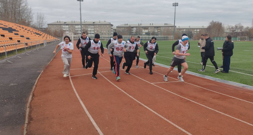 Ирбитские полицейские сдали нормативы ГТО на городском стадионе