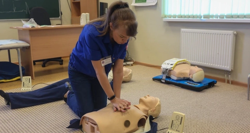 В Свердловской области три тысячи человек освоили технику спасения жизни