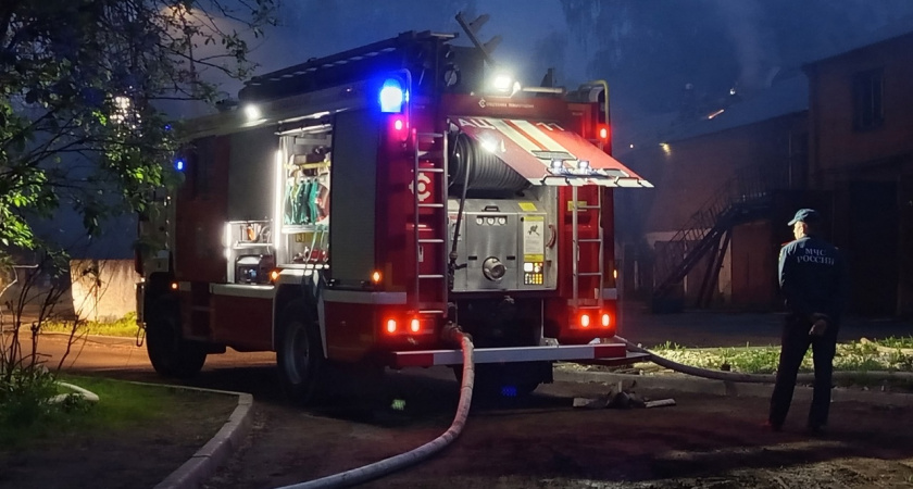 В Свердловской области сгорел жилой дом