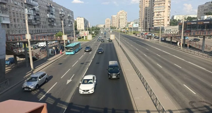 В ГАИ окончательно поставили точку: можно ли обгонять справа - должен знать каждый водитель