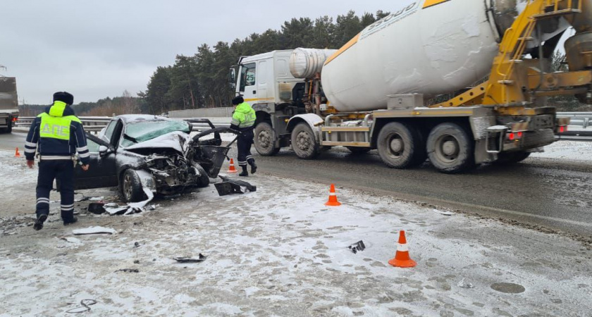 В Свердловской области в страшном ДТП погиб местный житель