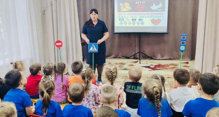 Ирбитские детсадовцы осваивают дорожную азбуку