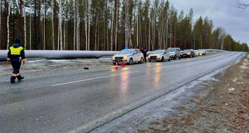 В смертельной аварии в Свердловской области погиб пешеход