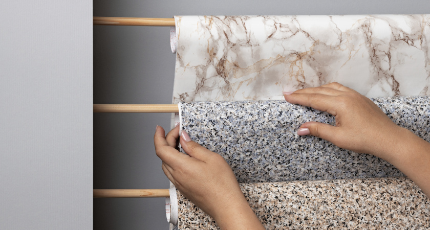 Виниловые обои - уже прошлый век: клеим другой долговечный материал - тренд 2025-2026 у дизайнеров