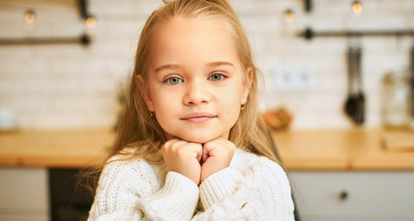 Благородное имя для девочки: пришло к нам много столетий назад из Древней Греции - переводится как «наполненная жизнью»