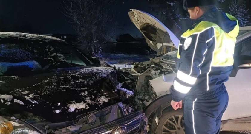 В Свердловской области пьяный водитель без прав спровоцировал аварию с пострадавшими