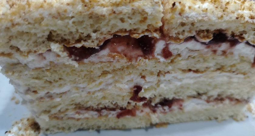 Режу все яблоки и в пирог - но не шарлотка: вкусный десерт с хрустящей крошкой и к чаю, и к кофе 